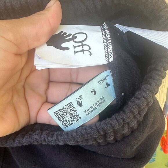 Off-White Kids Black Joggers - Picture 12 of 13